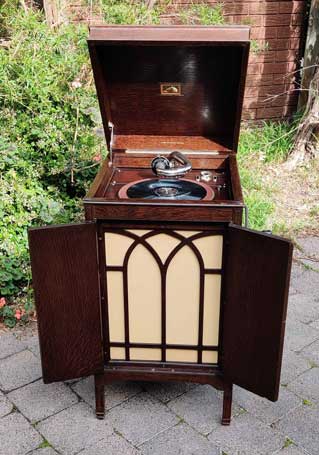 HMV 157