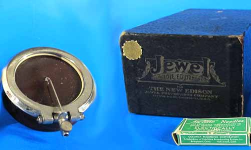 Jewel soundbox