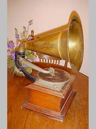 Zonophone Concert Grand